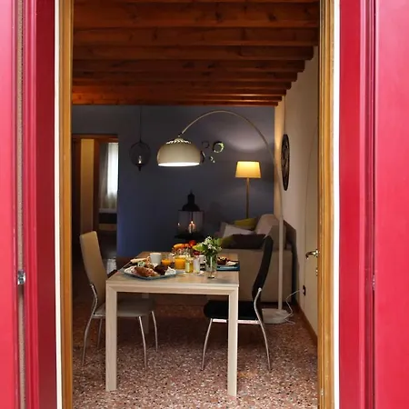 Tiziano Aparthotel